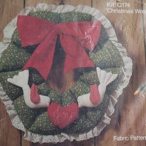 Kappie Kalico Fabric Christmas Wreath Kit To Sew